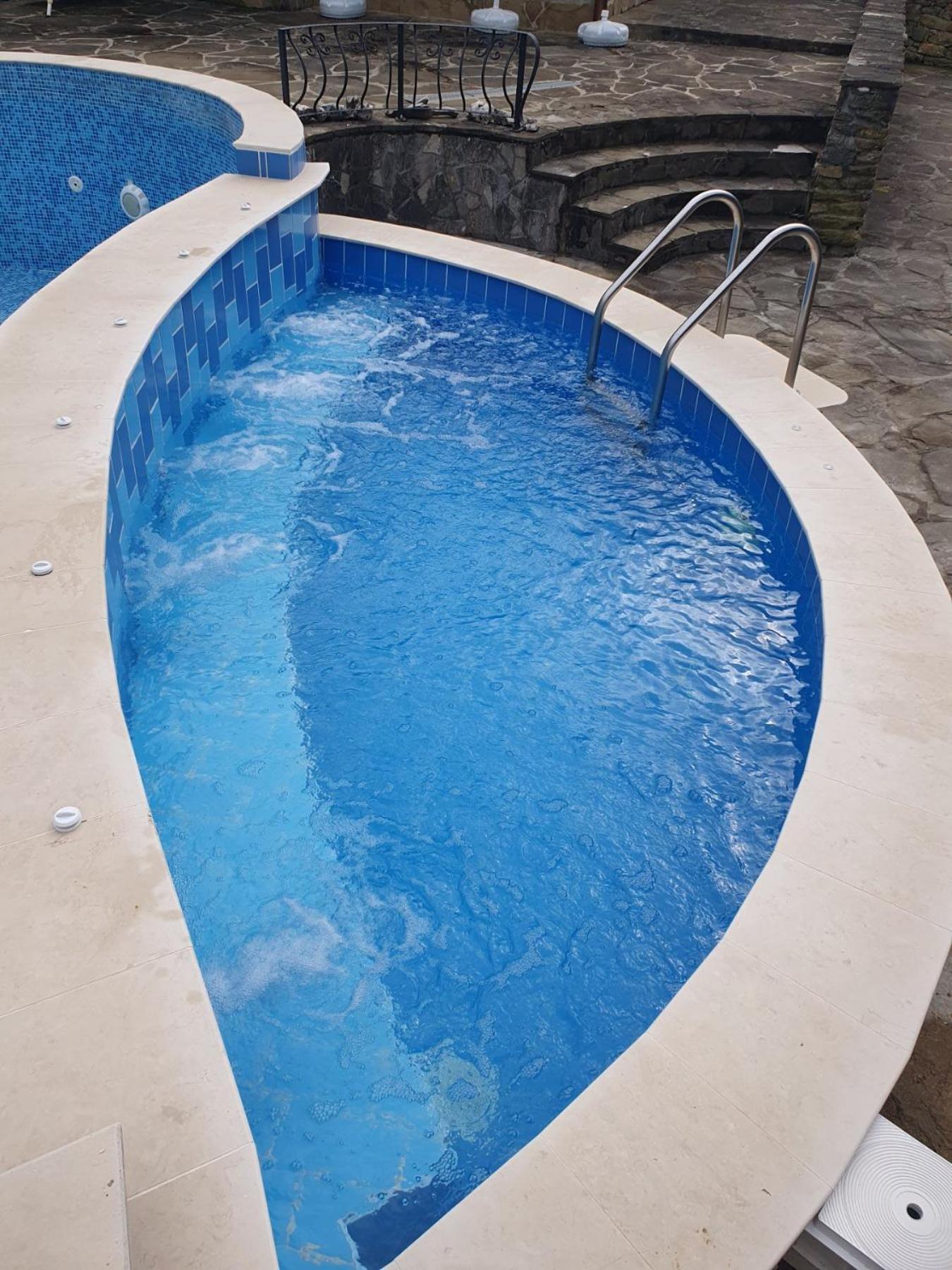 Family Hotel Chiflik Hills Esterno foto